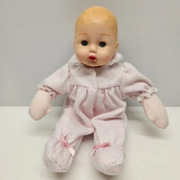 Madame Alexander 2015 Pink Check Huggums Vinyl Doll Sleepy Eyes Squeaks - Picture 2 of 4
